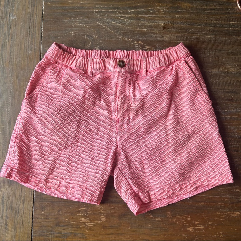 Chubbies Pink Seersucker 5" Shorts - Men’s Size Medium